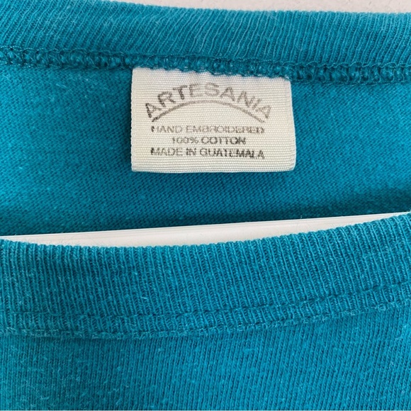 Vintage Artesania Embroidered Shirt Top Womens Size XL Turquoise Handmade Tshirt - Picture 6 of 7